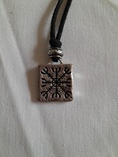 Pendentif Et Collier Réglable