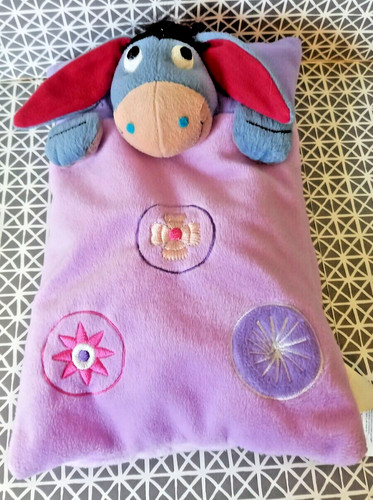 Peluche doudou coussin range