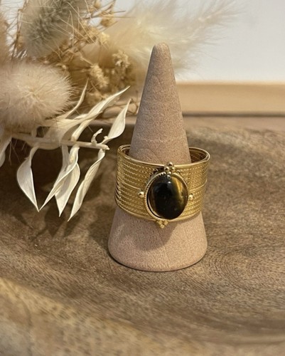 Bague sertie ajustable dorée