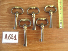 LOT A621 DE 5 CLÉ CLÉS CLEFS