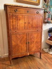 Bureau en marqueterie à 4