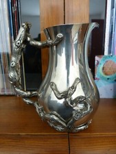 joli pichet ou Cruche en etain