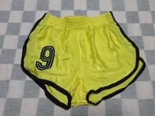 Short MD SPORTS n°9 nylon polyamide années 80 jaune made in France 85