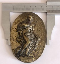 CACHE SERRURE COFFRE FORT ANCIEN SCULPTEUR FEMME