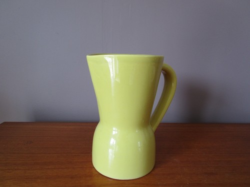 Pichet broc cruche jaune - broc,