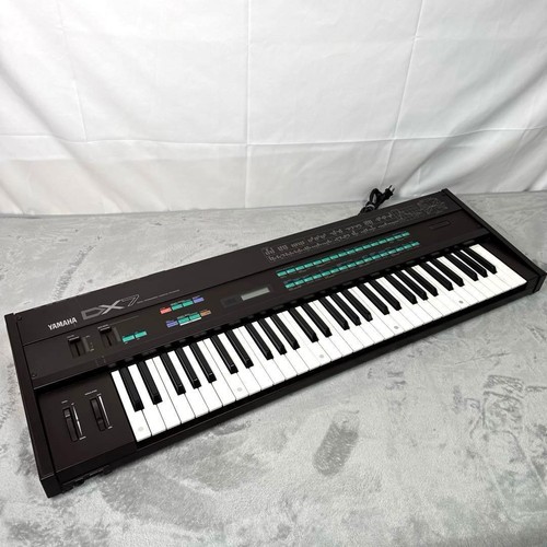 Yamaha dx7 digital keyboard - yamaha,