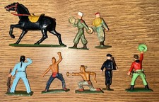 8 Figurines Starlux Soldats