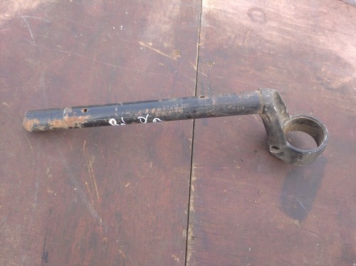 Demi guidon gauche 900 - guidon,