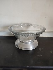 Coupe à fruits en verre sur pied en métal