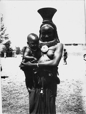 AFRICA CA 1928 Voyage G.De RAMECOURT woman, child hairstyle & ethnic jewelry