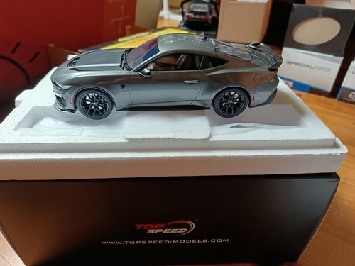 Voiture mustang dark - voiture,