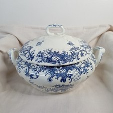 Vintage Villeroy & Boch "Valeria" Large Tureen 