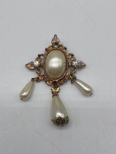 broche vintage dorée perles