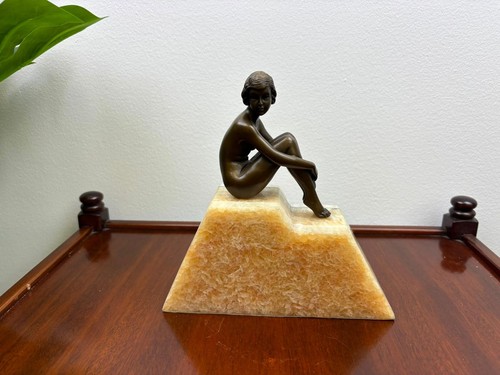 Bronze sculpture young woman - bronze,