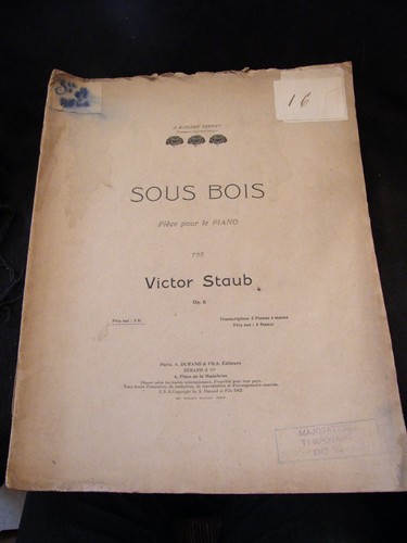 Partition sous bois pour - bois,