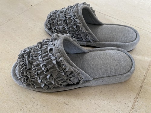 Slippers pantouffles s - slippers/pantouffles, y’s