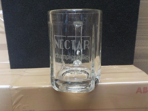 Chope verre ancienne - ,