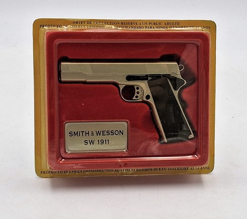 Pistolet revolver smith - &, &
