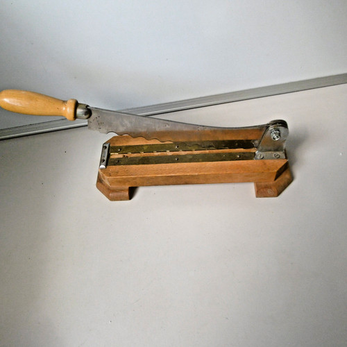 Ancien coupe pain nain - ancien,