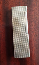 Briquet Dupont de table non