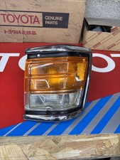 clignotant gauche TOYOTA