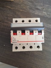 Disjoncteur  16a 10ka Tetra