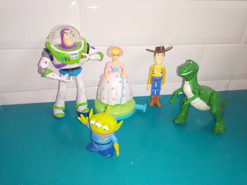Lot figurines disney pixar toy - lot,