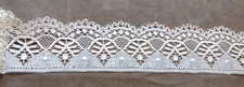 Dentelle du Puy aux fuseaux -