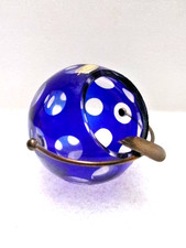 Cendrier " boule bleue " en cristal à facettes