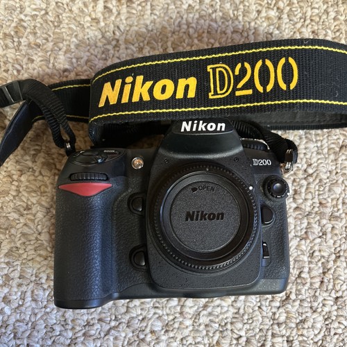 Nikon d200 2mp digital - 10.2mp,