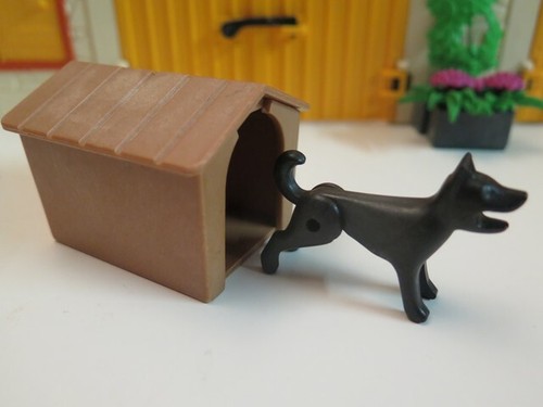 Chien noir niche vintage - chien,