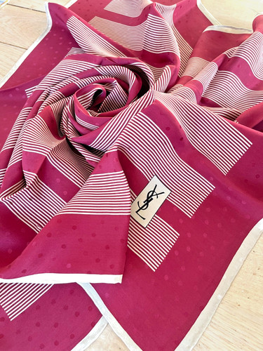 Foulard/Carré/Shawl★Foulard
