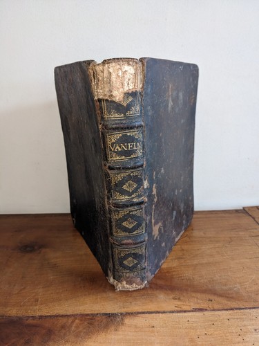 Livre ancien les - livre, oeuvres