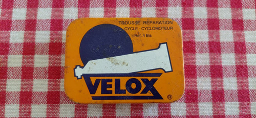 Ancienne boite velox rustine - boite,