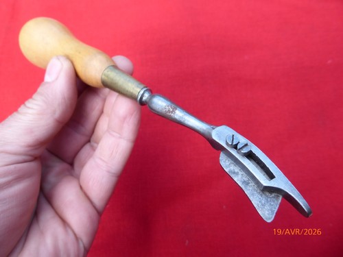 Outil ancien pour travil - ancien,