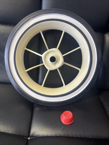 Radio flyer tricycle - flyer, wheel