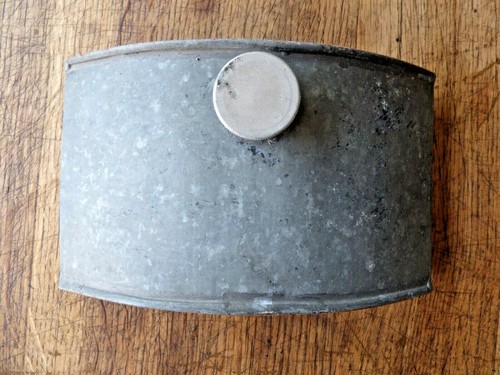 Ancienne bouillotte ventrale - ancienne,