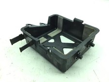 SUZUKI INTRUDER VL 250 2000 2001 A5121 BATTERY HOLDER