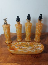 Ensemble de toilette en pate