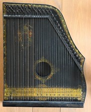 Cithare ancienne décorée or