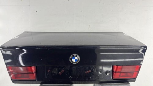 Malle hayon arriere bmw 525 - malle/hayon,