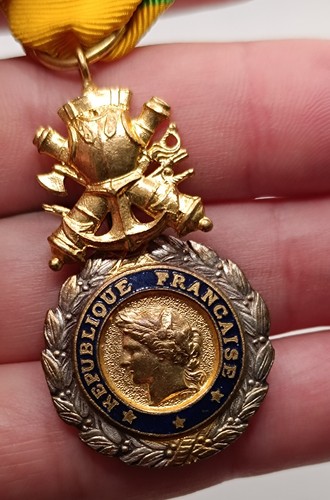 Médaille militaire etoiles - 3,