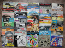 LOT (4) DE 50 DISQUES VINYLES  45T