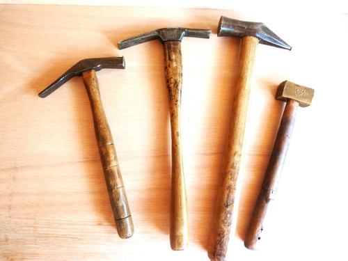 Lot anciens outils cordonnier - anciens,