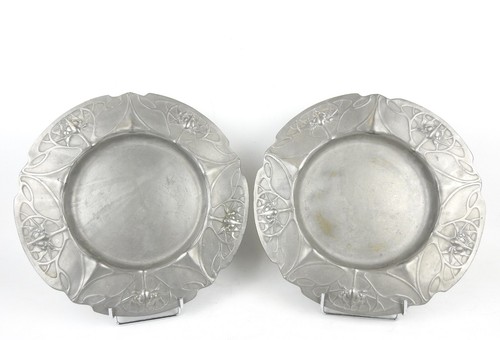 Lot plats étain art - plats,