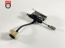 Pompe de frein arrière