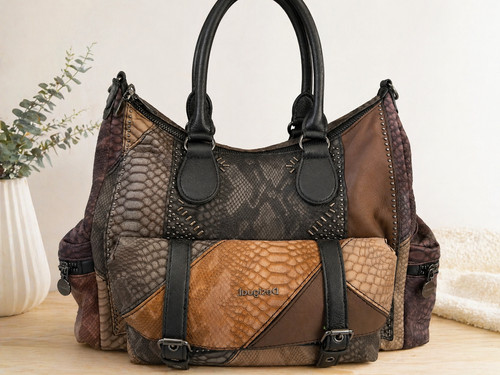 Grand sac main - à,