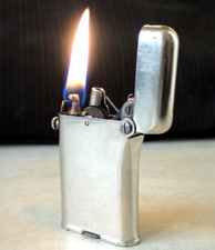 Briquet Ancien " Thorens "