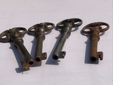 Clef clé anciennes/Old key-