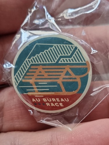 Bureau race pin rare - race,